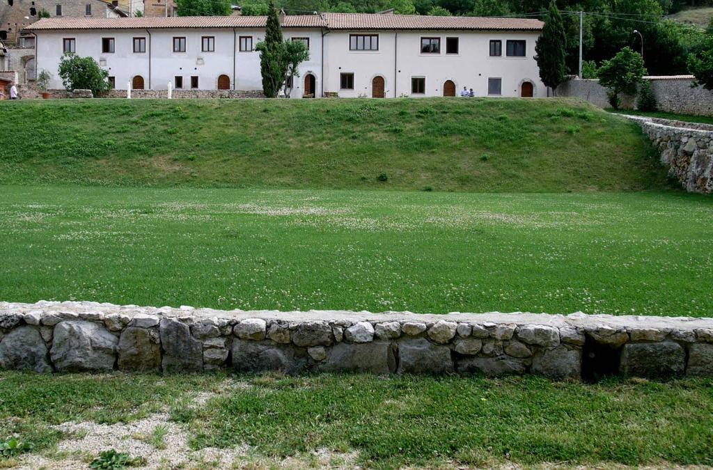 Appartamenti Il Capomandro SantʼAnatolia Екстериор снимка